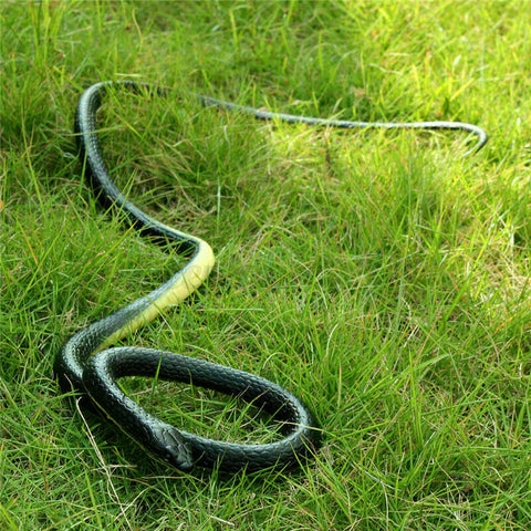 1.3M Rubber Snakes Realistic Trick Simulation Whimsy Fake Garden Pretend Toy NEW